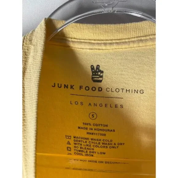 Junk Food Frida Kahlo Short Sleeve T-shirt Yellow Graphic tee Size Small - Picture 3 of 4